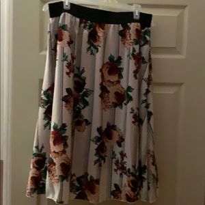 LulaRoe “Lola” skirt